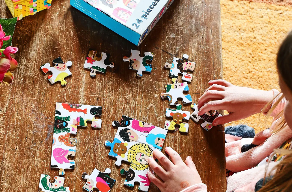 Jigsaw Puzzle: Sistas - 24 Piece