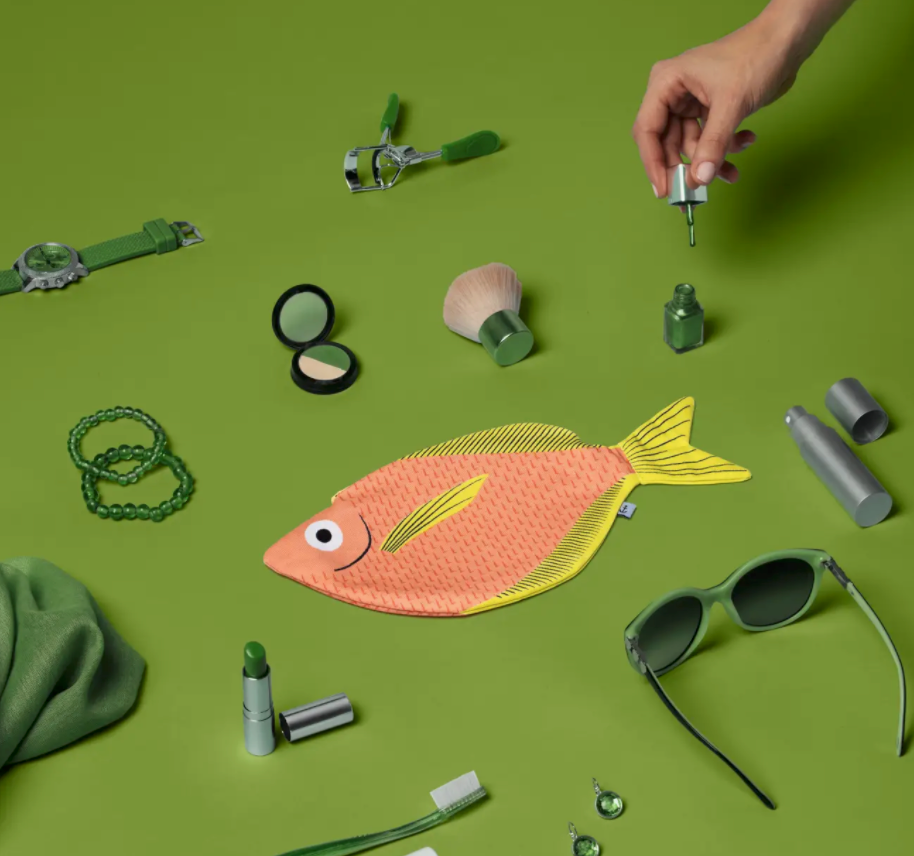 Estrigata Fish Zipper Pouch