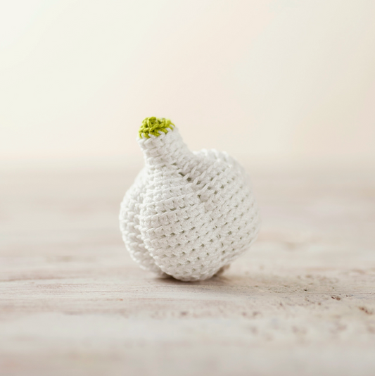 Crochet Play Food: Garlic
